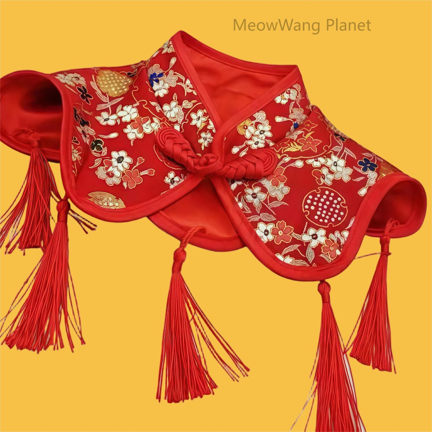 Handcrafted Chinese Inspired Pet Cape Cheongsam Style Cloak With Traditional Knot For Cats Small Dogs Elegant Four Season Pet Cape With Classic Chinese Button Detailing Stylish Lightweight And Cultura